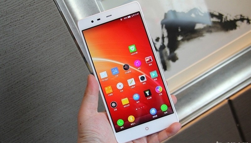 ZTE Nubia X6 phablet 6.4 inci