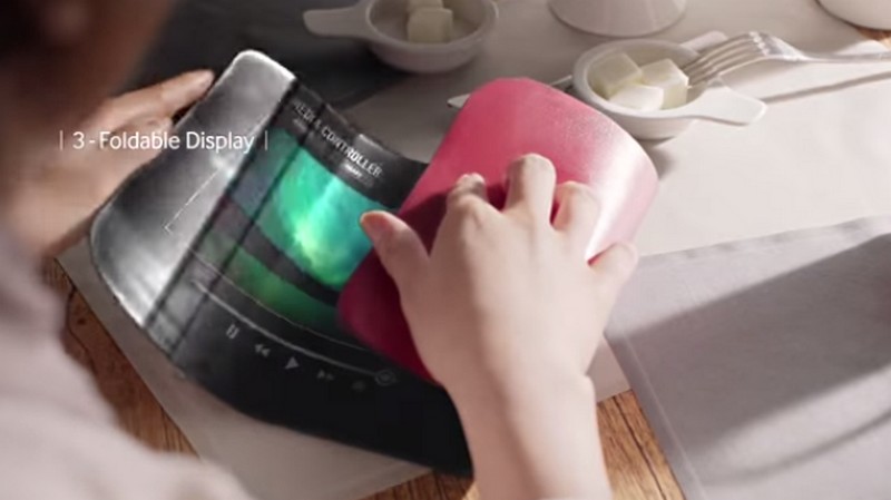 Tablet dengan layar fleksibel yang bisa dilipat