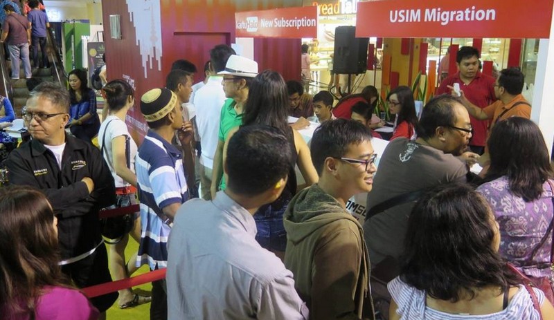 Telkomsel 4G LTE Carnival Bali both