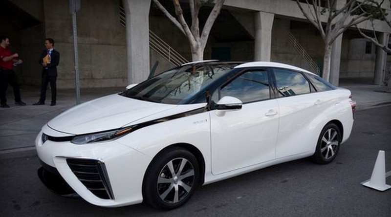Toyota Mirai, mobil berbahan bakar hidrogen