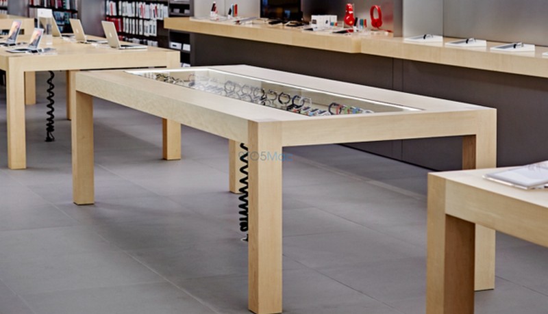 Apple Watch di Apple Store