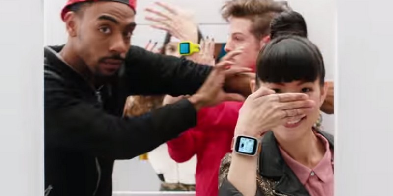 Iklan Android Wear untuk Apple Watch