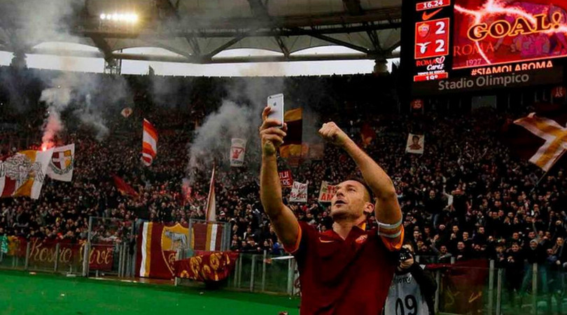 Selebrasi gol selfie Totti