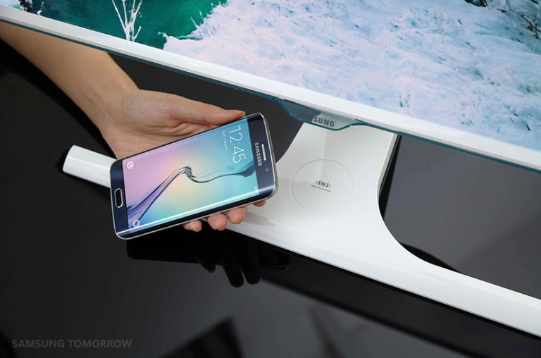 Samsung Ciptakan Monitor Dengan Wirless Charging