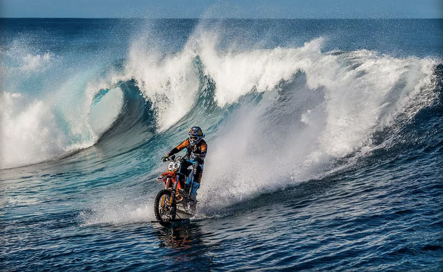 Robbie Maddison Trail DC Shoes