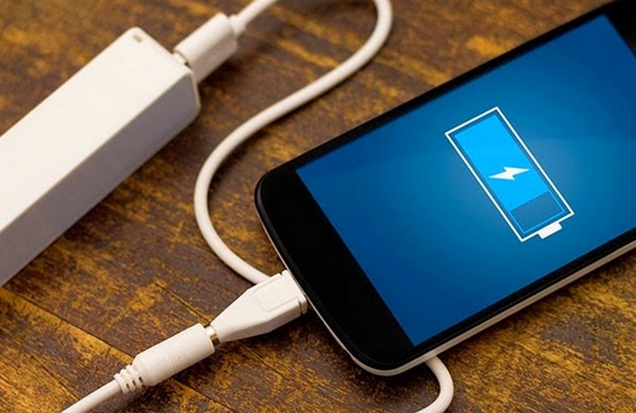 Baterai charge ponsel