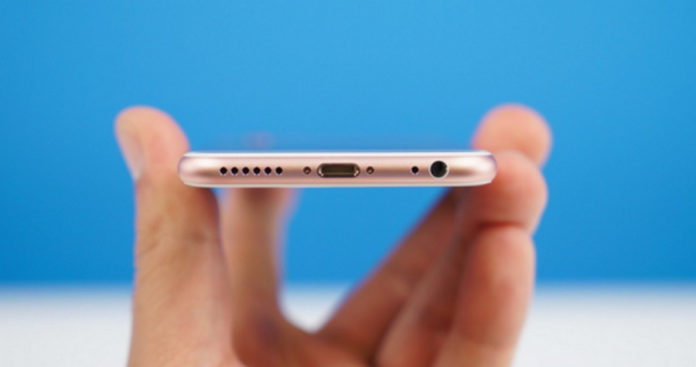 iPhone-headphone-jack