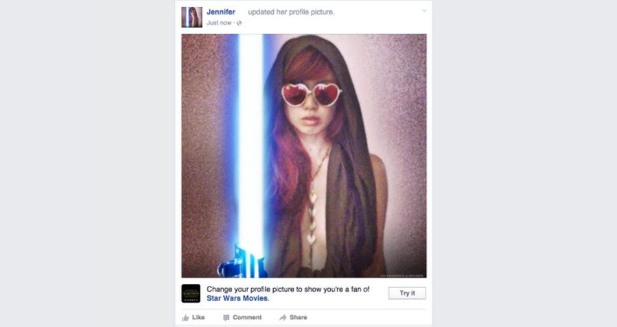 Lightsaber di profil Facebook