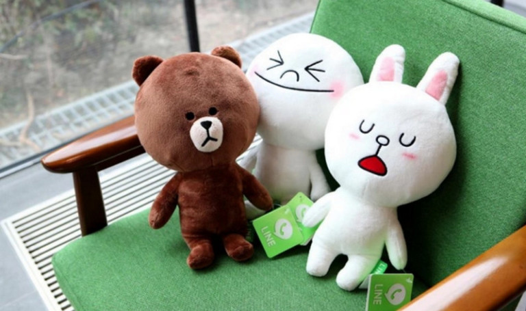 Diprotes, Line Cabut Sticker ‘LGBT’