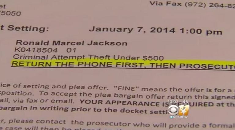 Duh! iPhone Disita, Anak Tuntut Ayahnya ke Pengadilan