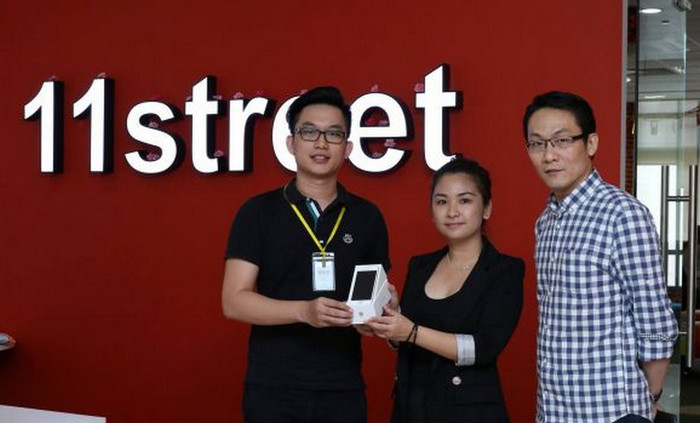 Beli iPhone dapat gembok 3