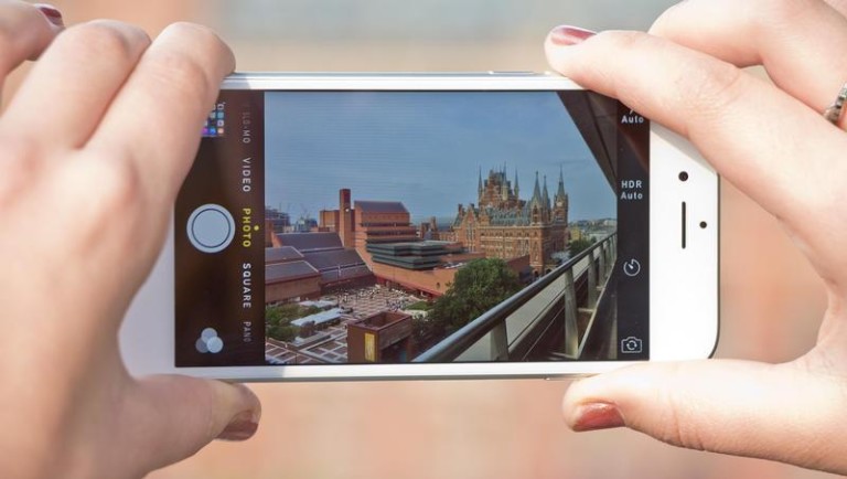 Cara Bikin Foto dan Video Sekelas DSLR Menggunakan iPhone