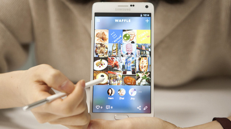 Samsung Coba-coba Ikutan Bikin Jejaring Sosial