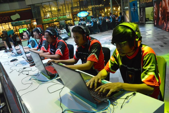 3-Suasana babak gugur Lenovo Gaming League 2016