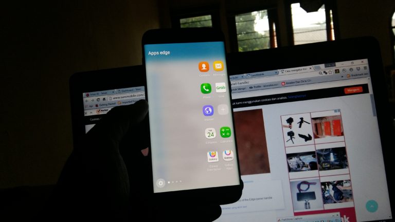 Cara Mengatur Transparansi Edge Panel di Galaxy S7 Edge