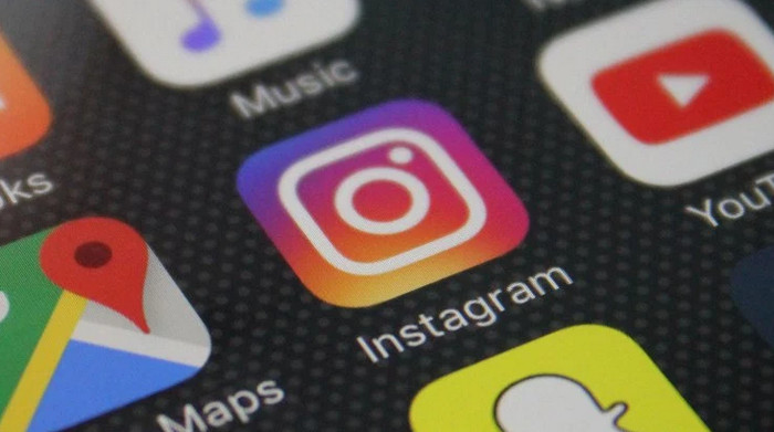 aplikasi media sosial perlu untuk di install