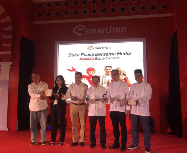 Smartfren Hadirkan Paket Bundling Evercoss Winner T 4G