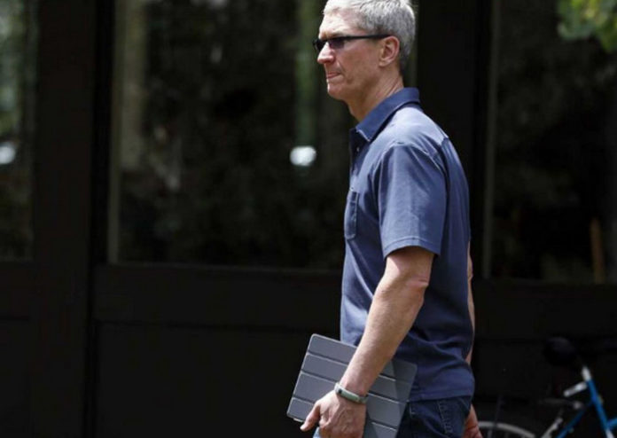 Tim Cook iPad Belajar ngoding