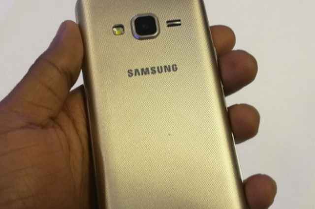 Akan Dirilis di Indonesia, Berapa Harga Samsung Z2?