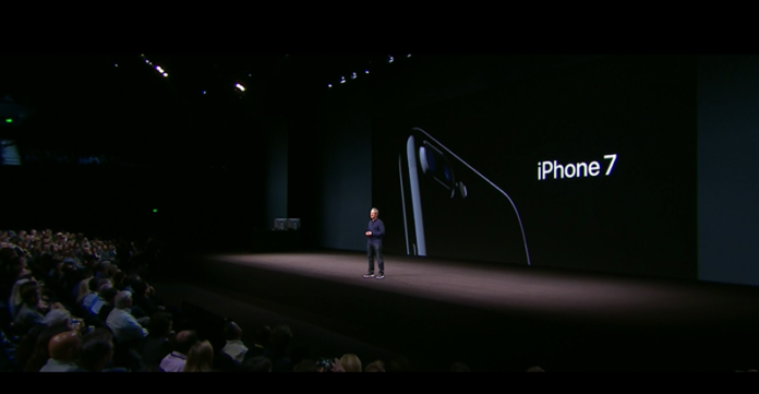 apple-iphone-2 iPhone 7 Plus