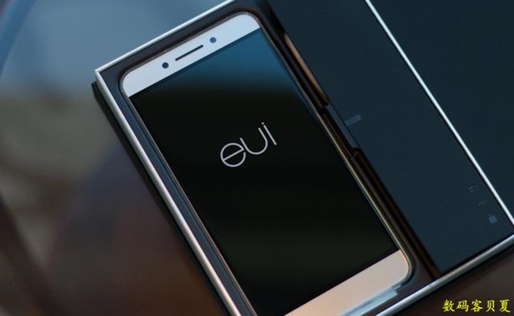 Dalam 15 detik, Setengah Juta LeEco Le Pro 3 Ludes Terjual