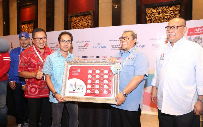 Telkom Bagikan Kartu WiFi Gratis untuk Relawan PON XIX