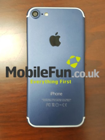 iPhone 7 Blue