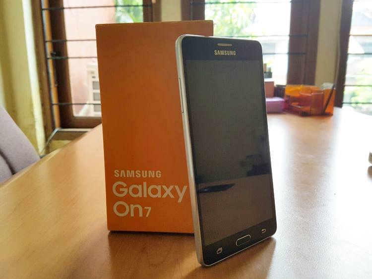 Samsung Galaxy On 7
