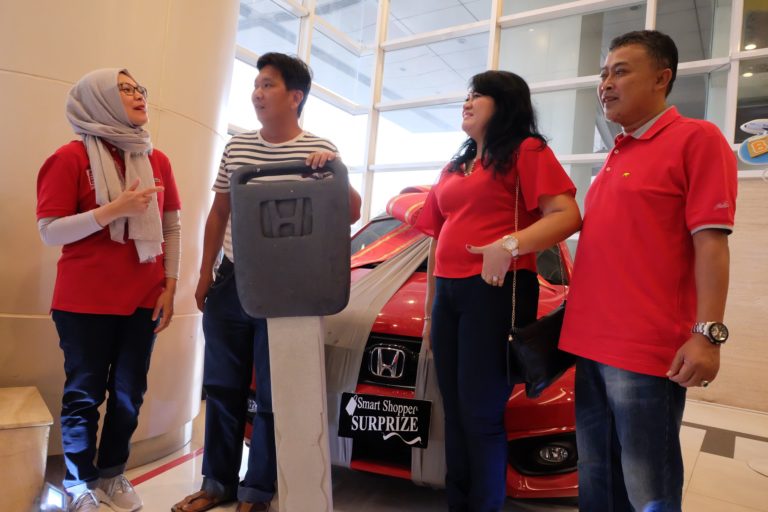 Telkomsel Gelar Pengundian Program Triple Treats
