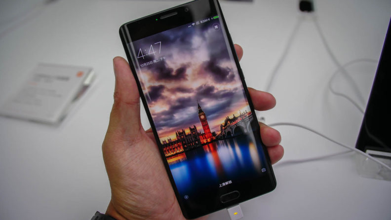 xiaomi-mi-note-2-hands-on-first-look-aa-10-792x446
