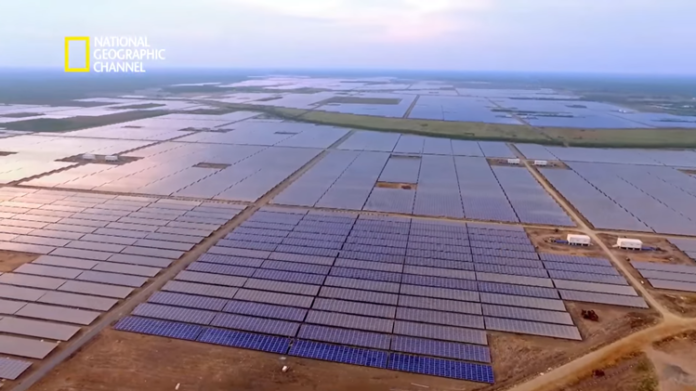 pembangkit listrik tenaga surya terbesar sejagat