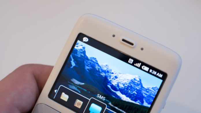 ponsel Android pertama