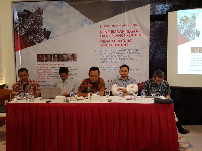 “Lelang Semu” Frekuensi 2.1 GHz dan 2.3 GHz