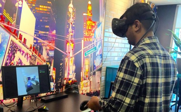 Kamar VR Expedia