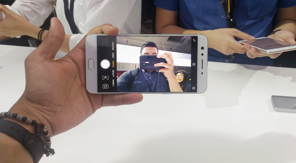 Review Oppo F3 Plus
