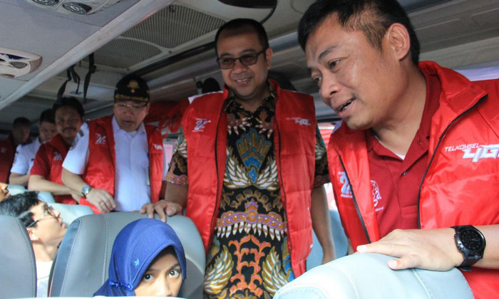 Pemudik Banyak Buka Socmed, Internet Telkomsel Melonjak 136%