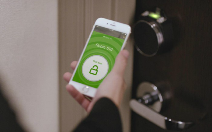 Smartphone Kuncu Kamar