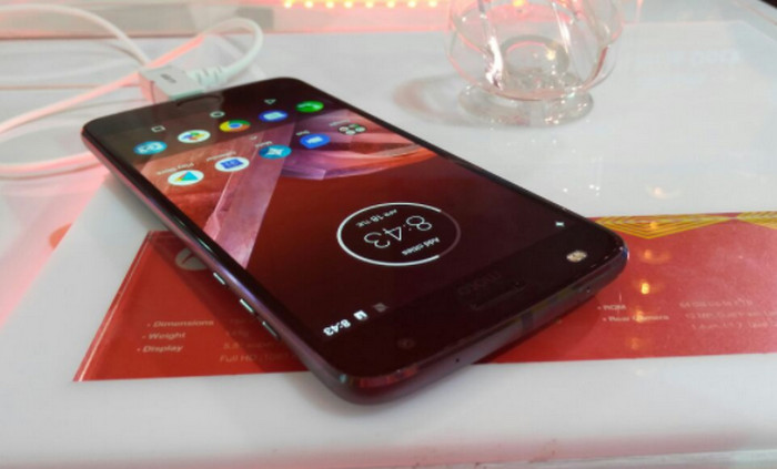 4 Moto Mods Baru Temani Kedatangan Moto Z2 Play