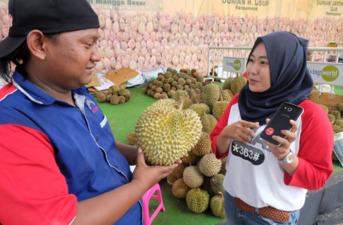 Telkomsel Promosikan TCash Lewat Durian