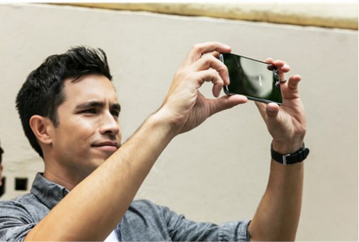 Asus Zenfone 4 Pro Usung  Konektivitas Gigabit Pertama di Dunia