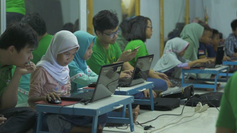 Tokopedia hadirkan “Mobil Belajar” untuk Literasi Digital Anak-anak
