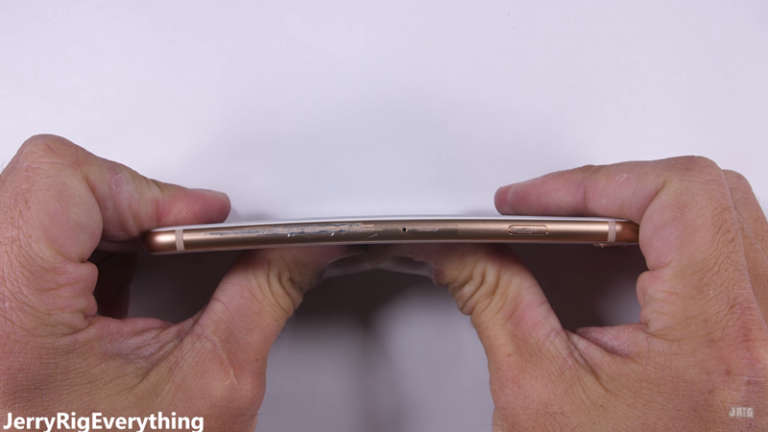 Smartphone Anti Bengkok