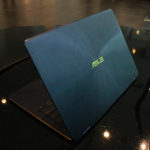 ASUS ZenBook Flip S Belakang