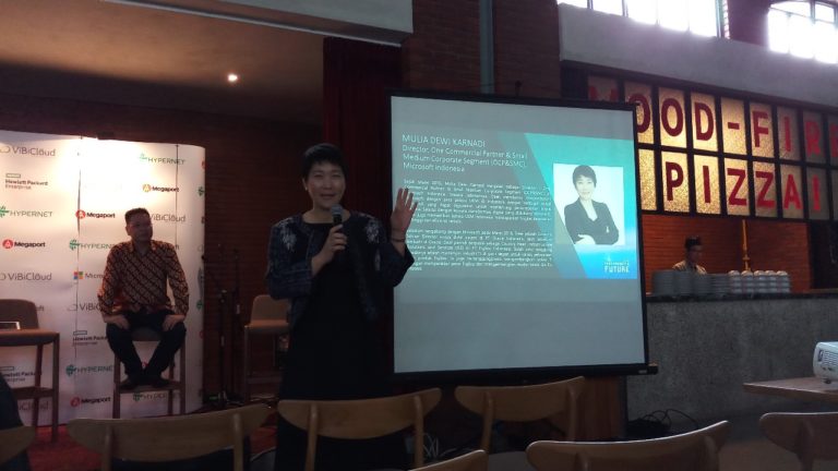 Director One Comersial Partner dan Small Medium Coorporate (OCP&SMC) Microsoft Indonesia, Mulia Dewi Karnadi (telset.id | nur chandra)