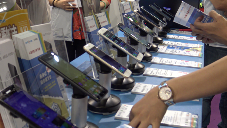 Smartphone paling laku