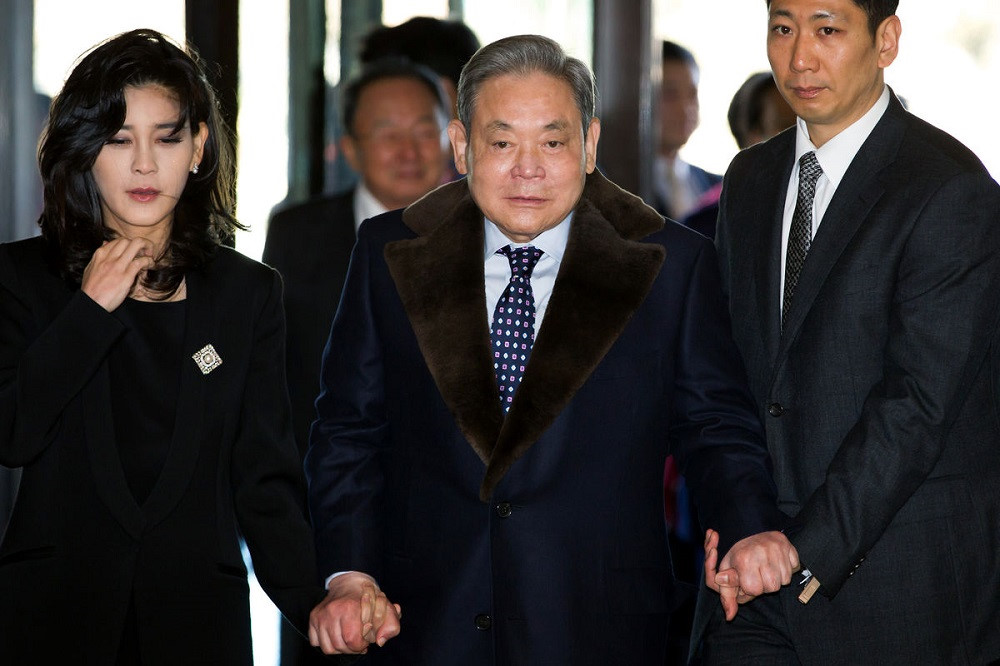 9-leekun-hee-bloomberg_aoax Bos Besar Samsung