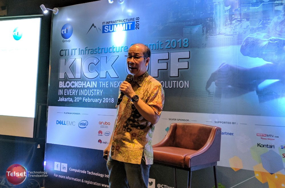 PicsArt_02-20-04.14.58 Adopsi teknologi blockchain