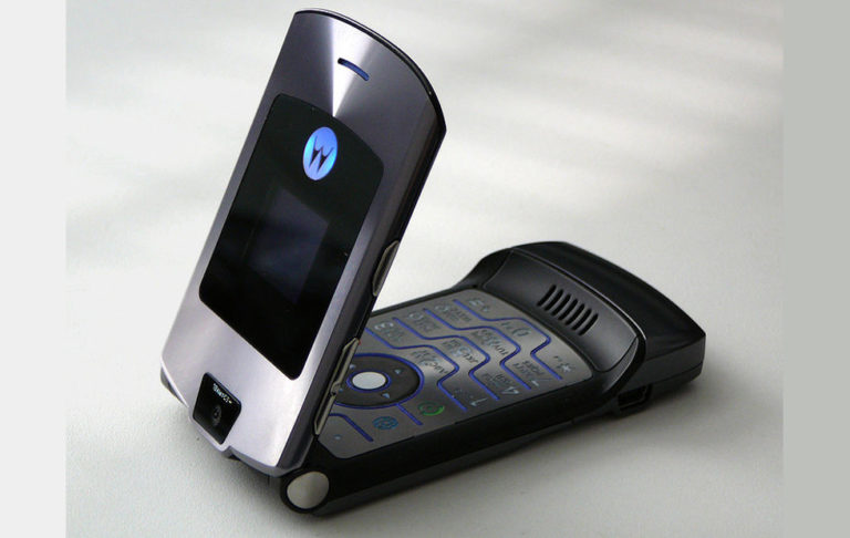 Menanti Hadirnya Reinkarnasi Motorola RAZR