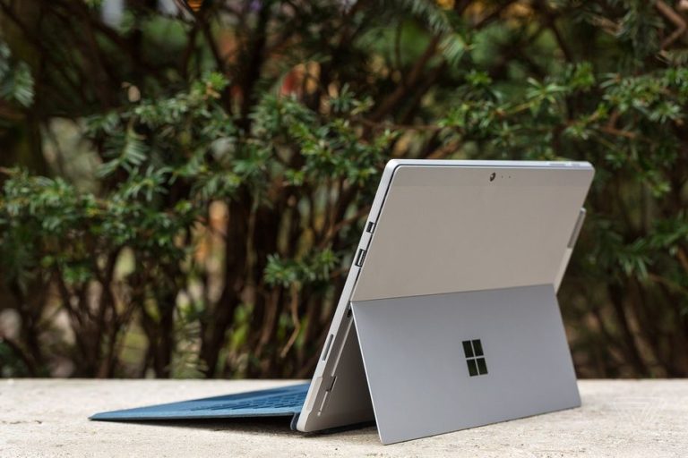 Microsoft Buka Pre-order Surface Pro LTE untuk Umum
