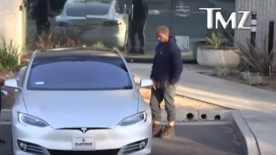 Mobil tesla